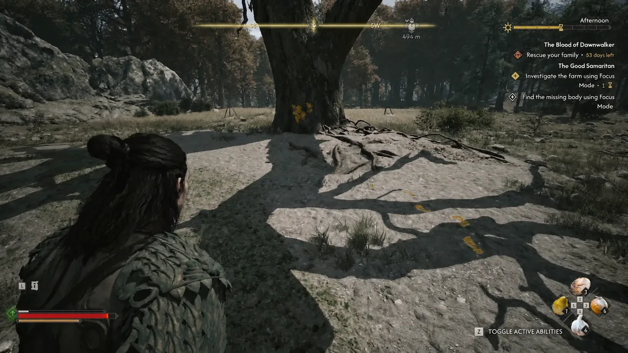 Yellow footprints with the missing-body objective active; the pictured countdown is not a universal deadline.